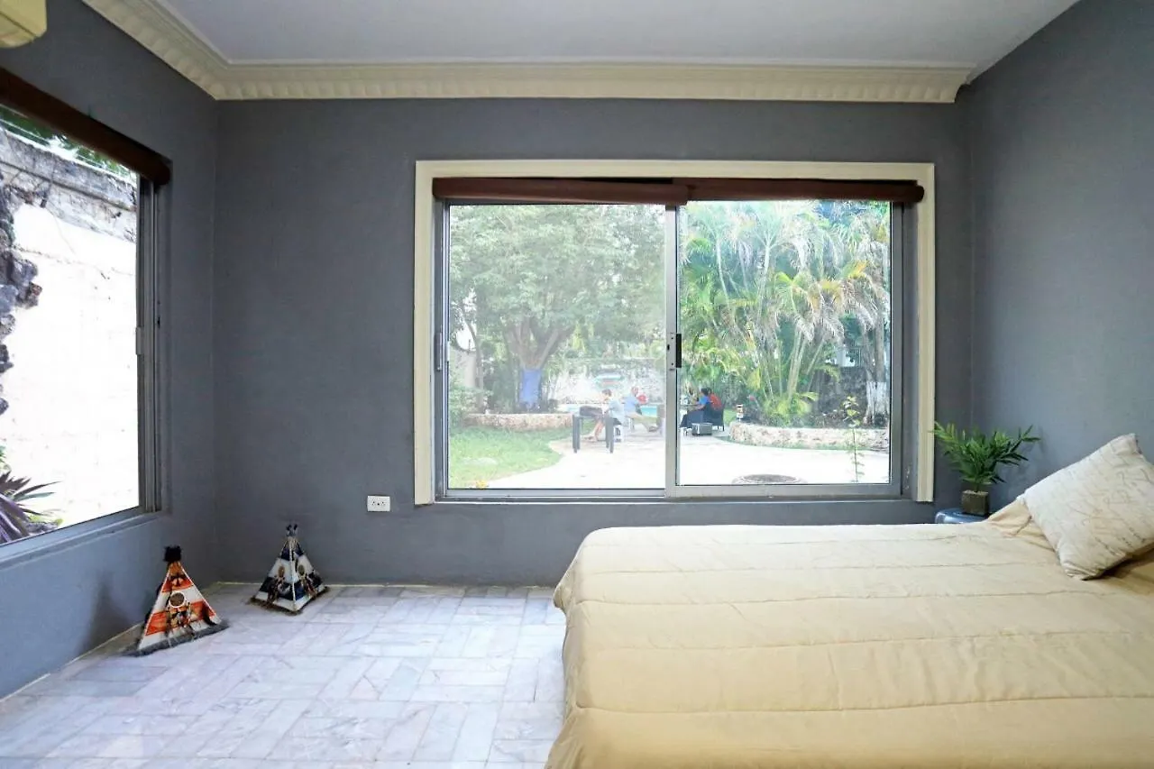 Indigo Cancun Hostel