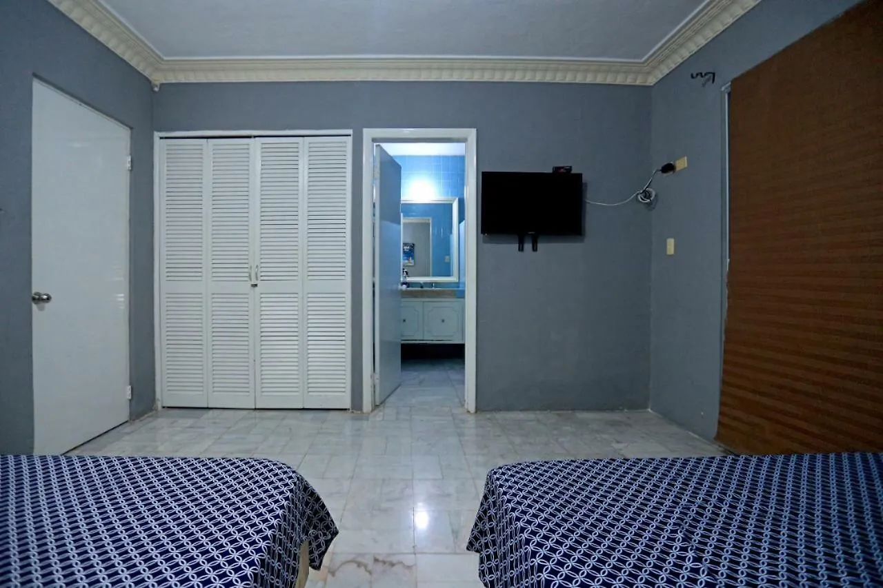 Indigo Cancun Hostel 0*,  מקסיקו